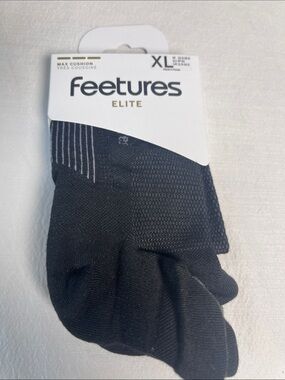 Feetures Elite Max Cushion No Show Tab Socks Black XL EC501594